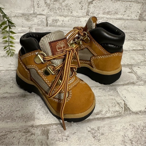 Timberland TODDLER FIELD BOOTS Size 4 Style‎ 15845713 NWOT - Picture 1 of 7